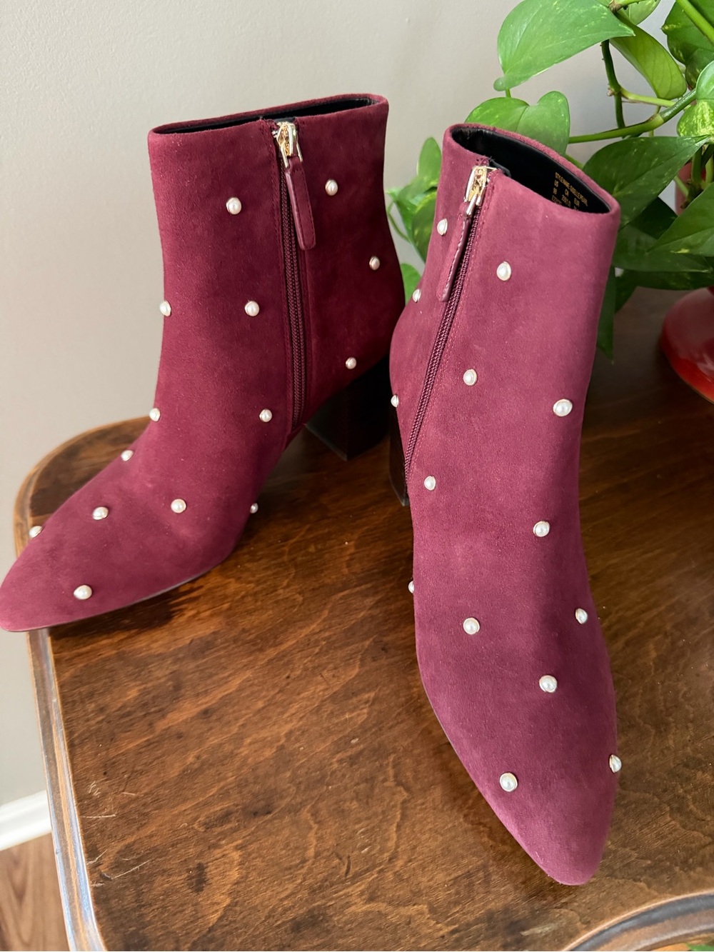 NEW kate spade Burgundy Suede Pearl-Embellished Ankle Boots. Size 9